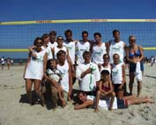 bonkis.de > Siegreiches Spiekerooger Mixed-Volleyballteam 2001